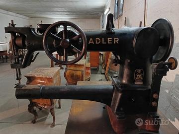 Macchina da cucire industriale vintage “Adler” 
