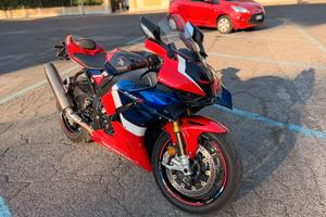 CBR 1000 RR-R SP