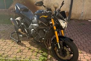 Yamaha FZ8