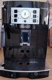 macchina da caffè magnifica S de Longhi