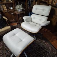 poltrona modernariato pelle bianca e radica
