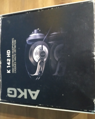 AKG HD k142