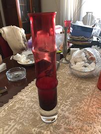 Vaso Bamboo in vetro rosso rubino di Bo Borgström
