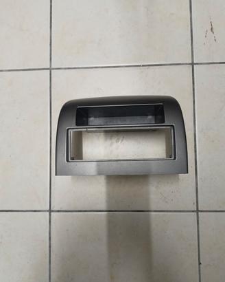 mascherina radio lancia ypsilon mod 843