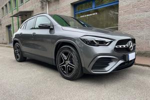 MERCEDES-BENZ GLA 180 D PREMIUM PLUS UNIPROPRIET