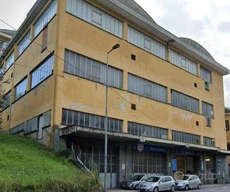 Immobile di 700 m² a Gandino