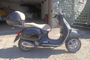 Piaggio Vespa 250 GTS