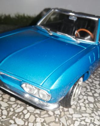 Chevrolet Corvaire Monza scala 1:18