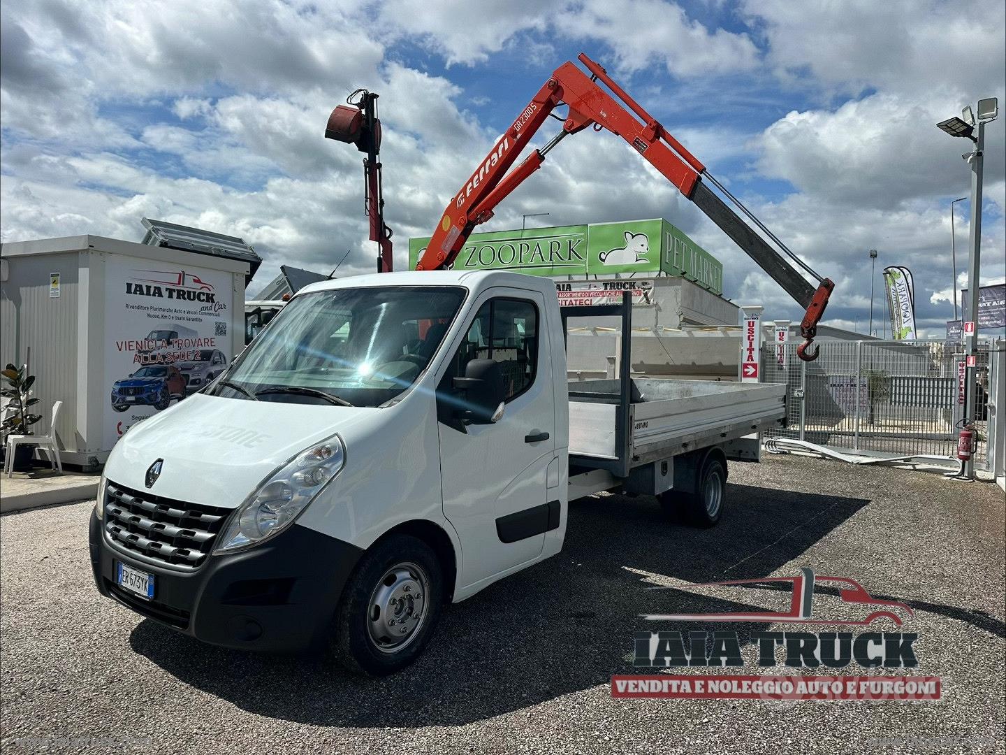 Subito - IAIA TRUCK and CAR - RENAULT Master T35 2.3dCi 150CV CASSONE ...