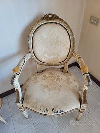 poltroncine e tavolino  stile veneziano