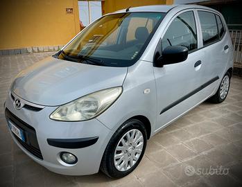 Hyundai i10 benzina e gpl UNICO PROPRIETARIO !!!