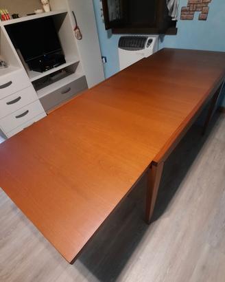 Tavolo allungabile tinto noce