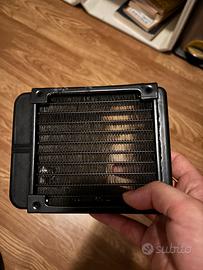 Radiatore 120mm raffreddamento a liquido PC