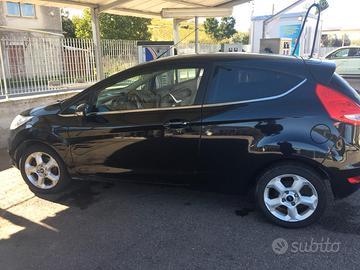 FORD Fiesta 6ª serie Bs - 2010