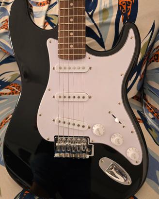 Chitarra elettrica EKO S-300 + Ampli FENDER 