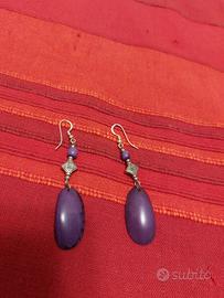 orecchini pendenti pietre. euro 15