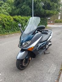 YAMAHA T MAX 500