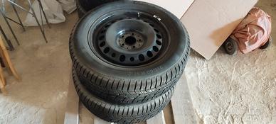 Ruote 215 60 R17 per Mercedes