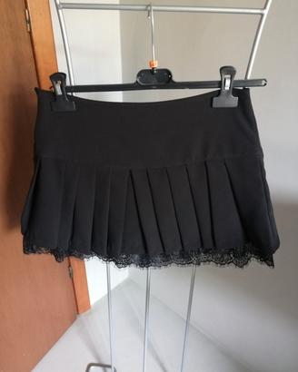 Gonna plissettata con pizzo