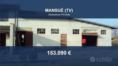 Immobile in asta di 286 m² con più di 5 locali a M
