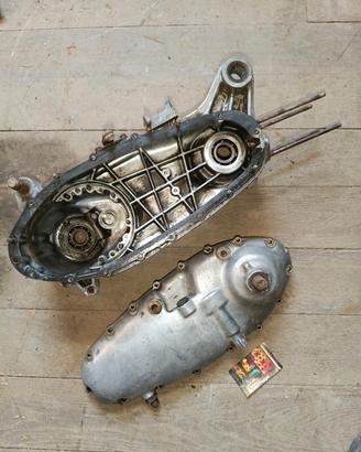 coppia carter lambretta li 150 1° serie motore