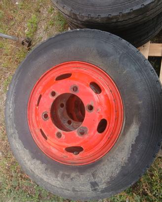 gomme da camion