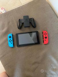 Nintendo Switch + accessori vari