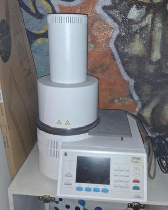 FORNO CERAMICA CON PRESSOFUSIONE