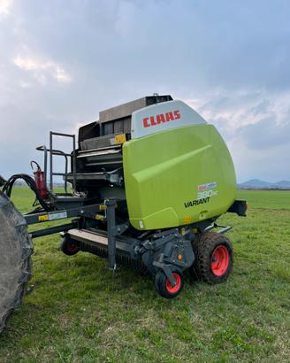 Rotopressa Claas variant 380