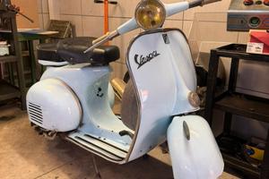 Vespa 150 d’epoca anni ‘70 completa- con targa
