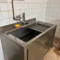 Attrezzature per attività del settore alimentare