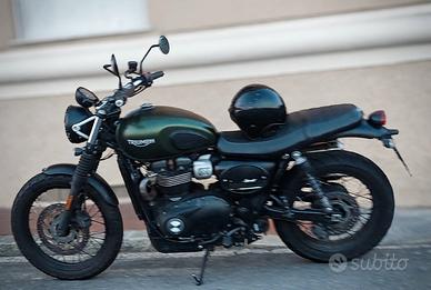 Triumph street scrambler 900
