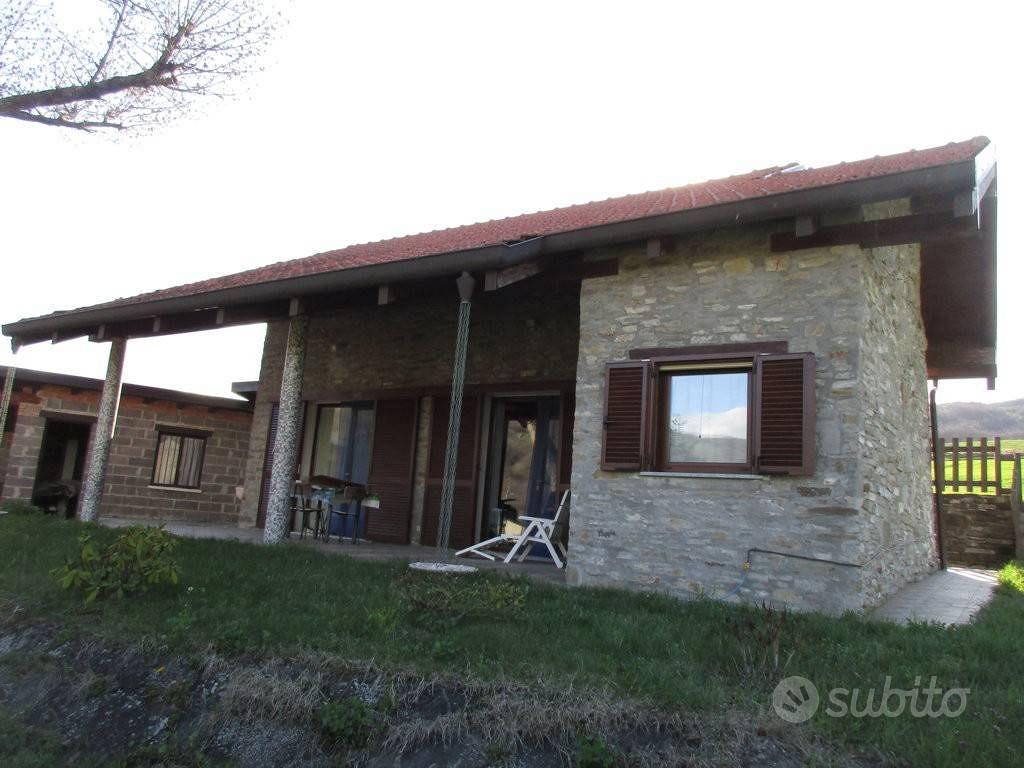 Rustico / Casale di 120 m² con 3 locali a Varsi - Vista 3