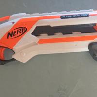 Pistola Nerf Elite- Rough Cut 2x4.