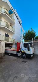 Iveco eurocargo 100e18 con gru e ribaltabile 