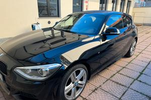 BMW serie 1 120 M sport total black