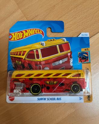 Hot Wheels Surfin' School Bus