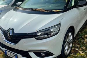 Renault Scenic Scénic dCi 8V 110 CV EDC Energy Spo