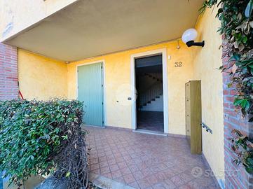 VILLA A SCHIERA A BARBARIGA