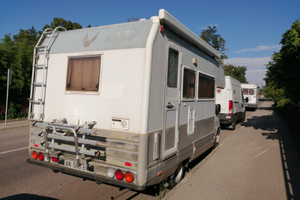 Camper Ford interno Laika 2500 TD anno 1997