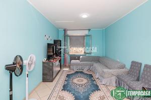 AMPIO TRILOCALE COMPLETAMENTE RISTRUTTURATO !!