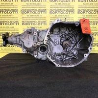 NISSAN QASHQAI cambio 4x4 usato MR20