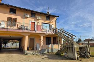 BIFAMILIARE A SANTENA