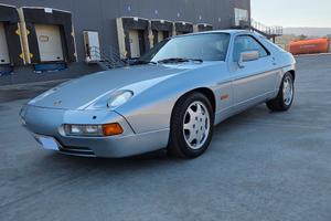 Porsche 928 GT
