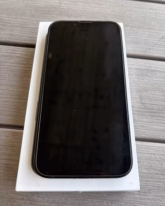 Iphone 14 color Mezzanotte