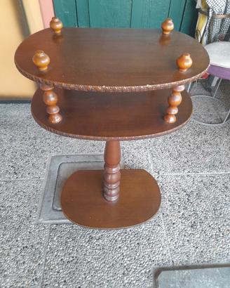 Tavolino in legno