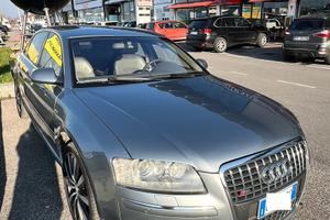 Audi A8 L W12