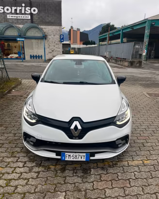 Clio rs 4 trophy