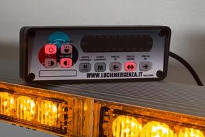Barra lampeggiante per soccorso stradale