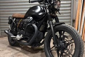 Moto guzzi v7 III cafe racer
